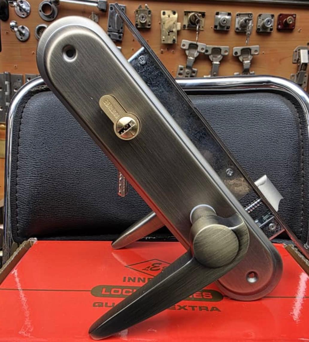 Double Cylinder Deadbolt